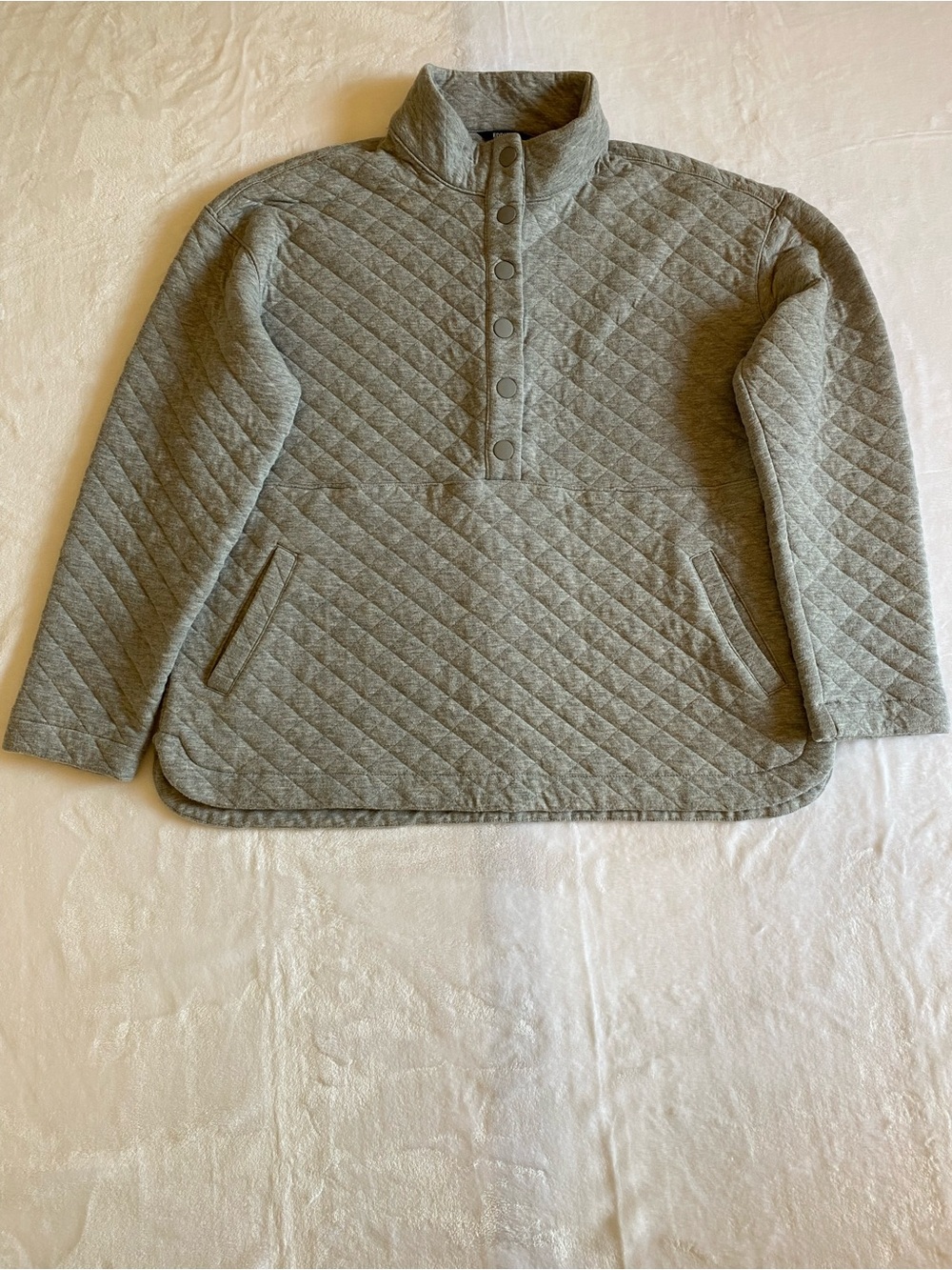 Eddie Bauer Women’s Quilted Half-Snap Pullover Sweater Light Gray Size XL